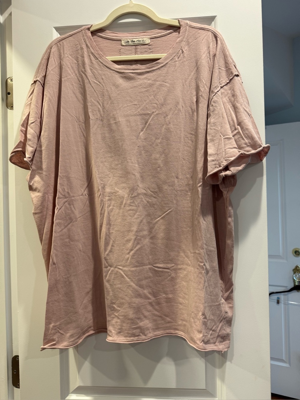 Free People light Mauve t-shirt, size Large